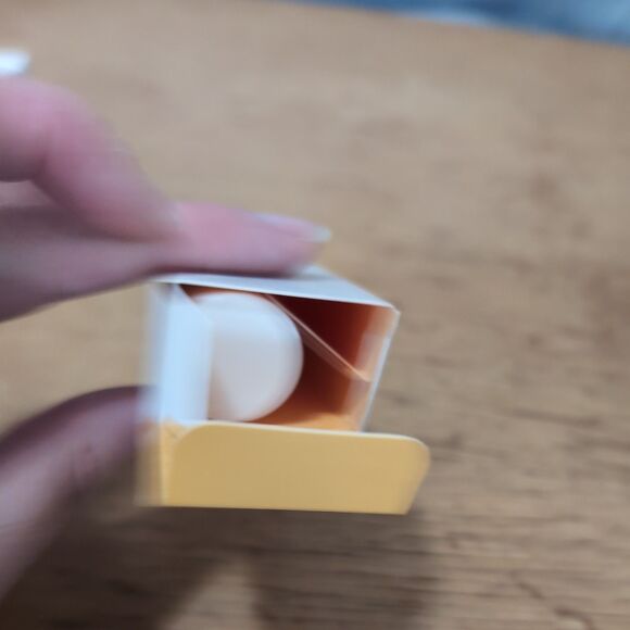 Derma.E Vitamin C Concentrated Serum with Hyaluronic Acid, 0.5 oz - Picture 3 of 7